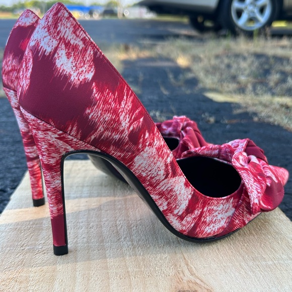 COPY - TED BAKER Of London RYAMA Glitch Bow Heels sz 38/8 - Picture 8 of 12